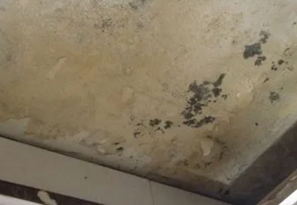 浦北阳台漏水维修公司分享下浦北卫生间渗水维修需要注意哪些问题。